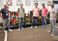 Het was druk in de stand van Carl Sales Support. Van links naar rechts; Carl Grootscholten, Breugem Plants, Plant Company en de 2 inkopers van Waterdrinker.